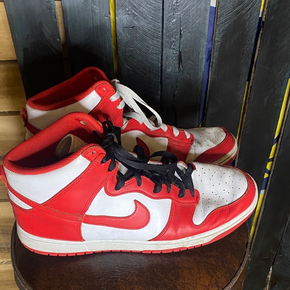 Nike High Dunk championship red white Red and White High-Top Sneakers size 12